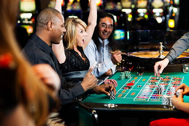 halte4d platform overview showing sportsbook, live casino, and slots sections